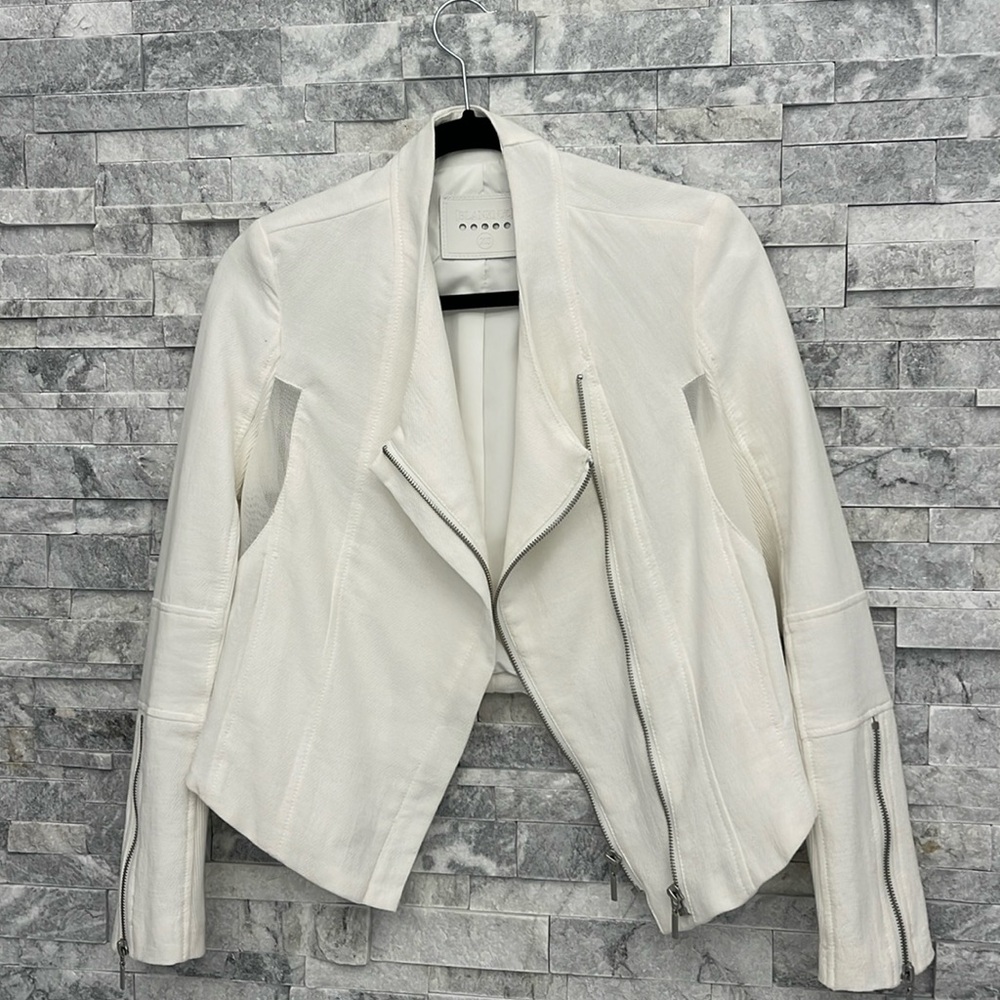 Fall jacket white fabric silver zippers